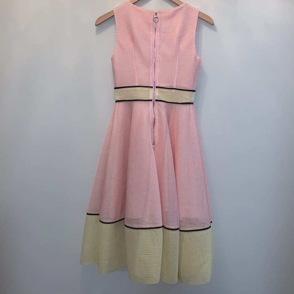 D-PLAY Born In Rome Mesh Dress - Picture 7 of 11